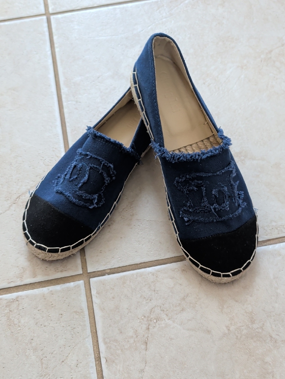 Designer-Inspired Navy and Black Espadrille Women Size 6.5 Flats